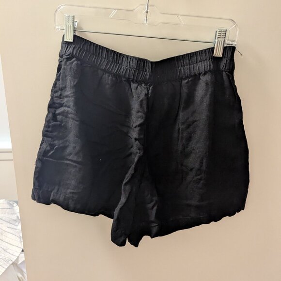 Abercrombie black shorts - Picture 3 of 3
